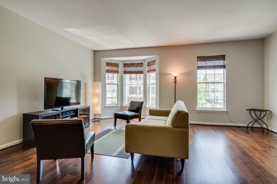 2542 James Maury Dr, Herndon, VA 20171 - photo 6