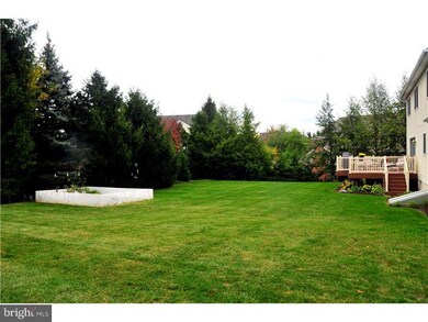 217 Sturbridge Dr, Reading, PA 19610 - photo 2