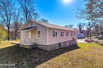 558560 W Outer Dr, Oak Ridge, TN 37830 - photo 2