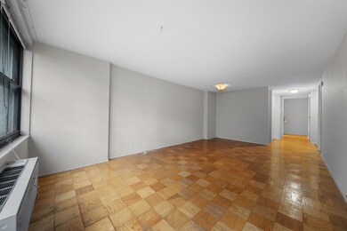 The Galaxy Towers unit 11E, Guttenberg, NJ 07093 - photo 3