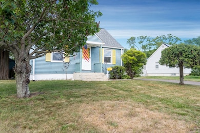 102 Vista Dr, East Haven, CT 06512 - photo 2