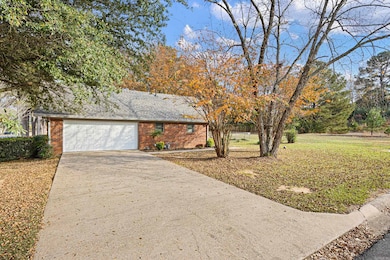 201 Meadow Lynn Dr, Morrilton, AR 72110 - photo 3