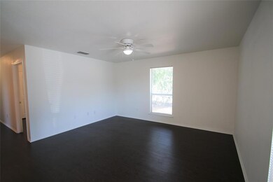 219 N Denton St unit 100, Weatherford, TX 76086 - photo 2