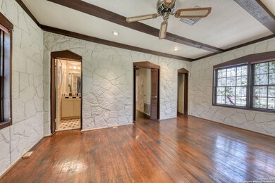 19002 Scenic Loop Rd, Helotes, TX 78023 - photo 7