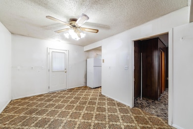 120 Adams St, Centralia, MO 65240 - photo 7