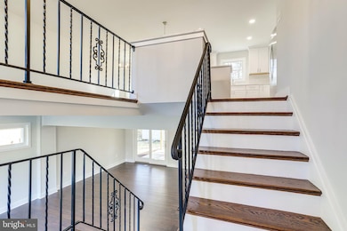 5021 King Richard Dr, Annandale, VA 22003 - photo 4