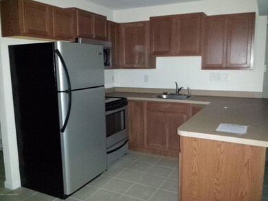 3123 Cherry Ridge Rd, Bushkill, PA 18324 - photo 2