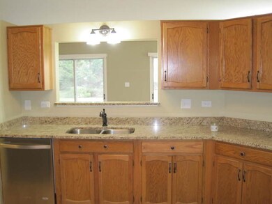 1721 Chesapeake Ln unit 1, Schaumburg, IL 60193 - photo 6