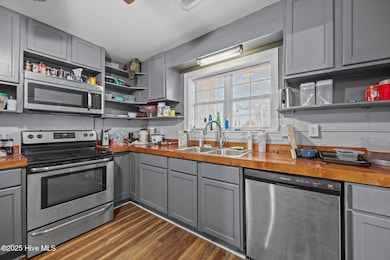 800 Willow St, Greenville, NC 27858 - photo 4