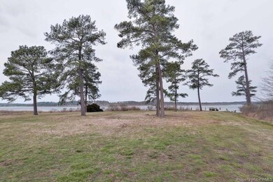 3208 Burt Ln, Hayes, VA 23072 - photo 5