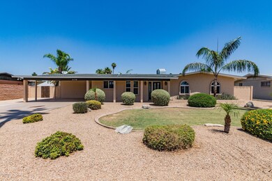 2136 E Elmwood St unit 2, Mesa, AZ 85213 - photo 2