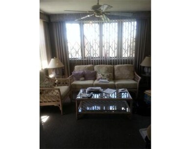 25 Bourne St unit 1, Worcester, MA 01606 - photo 2