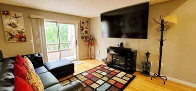 21 Margin St unit 34, Lynn, MA 01905 - photo 5