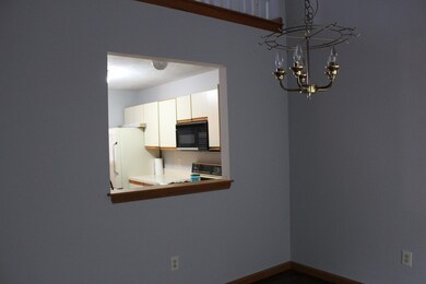 33 Lamplighter Ln, South Easton, MA 02375 - photo 5