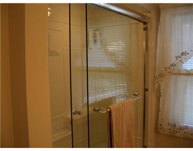 44 Gillooly Dr, Warwick, RI 02888 - photo 7