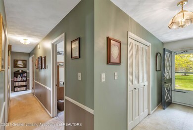 07-2332 N Williamston rd-WindowStill-Rea