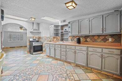 404 Kelvin Ave, El Paso, TX 79915 - photo 6