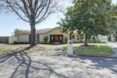 516 Robert Lee Cir-11
