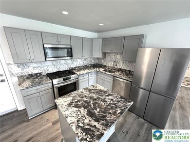 938 E 4th St unit G05, Bethlehem, PA 18015 - photo 3