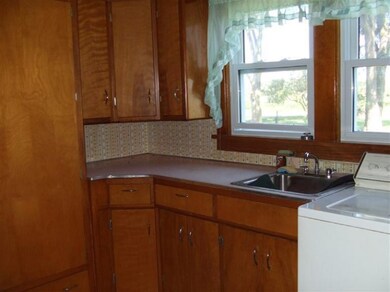 15613 Pardee Rd, Galien, MI 49113 - photo 6