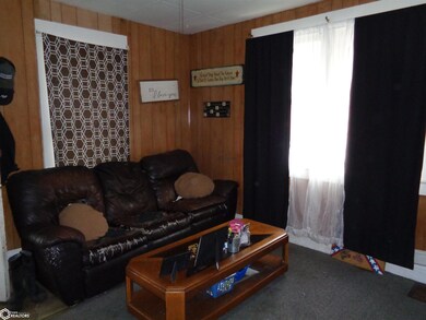 310 N 15th St, Centerville, IA 52544 - photo 2