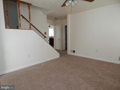 2822 Hoffman Ave, Halethorpe, MD 21227 - photo 4