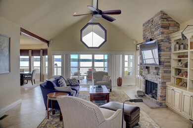 Living - lakeside view