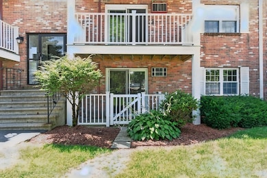 10 Karen Cir unit 2, Billerica, MA 01821 - photo 2