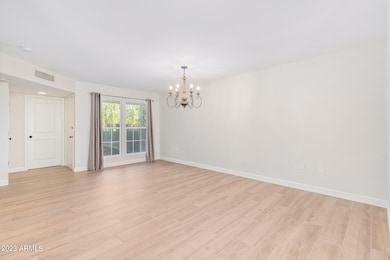 10327 W Ocotillo Dr, Sun City, AZ 85373 - photo 6