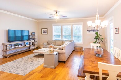 133-grande-pointe-circle-009