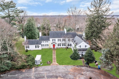 911 Middletown Lincroft Rd, Middletown, NJ 07748 - photo 2