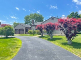 109 Morrison Ave, Middletown, RI 02842 - photo 2