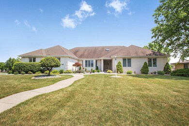 9059 Schillton Dr, Saint John, IN 46373 - photo 2