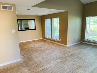 7708 Challie Ln unit 7708, Houston, TX 77088 - photo 4