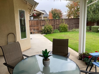 6825 E Fountain Way, Fresno, CA 93727 - photo 3