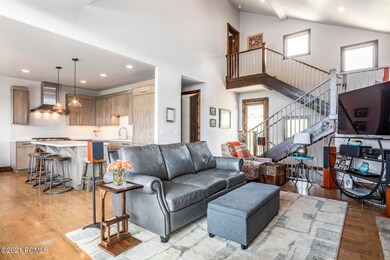 948 Cabin Way Kamas UT 84036 USA-005-001