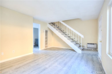 154 Linda Way unit C, Upland, CA 91786 - photo 6