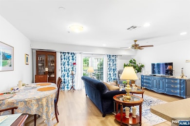 Foxhill Manor unit CT114, Norwood, NJ 07648 - photo 6