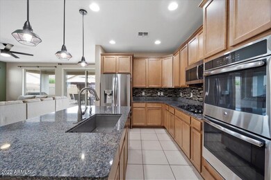 03-Kitchen
