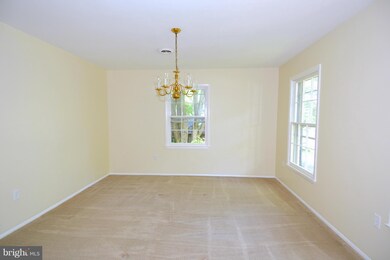 1481 Crofton Pkwy, Crofton, MD 21114 - photo 5