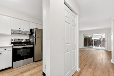 005_4_001_M 2362 Woodbrook000