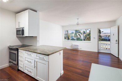 421 12th Ave S unit 14, Naples, FL 34102 - photo 6