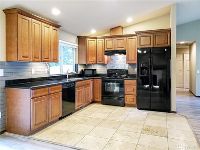 7104 Church Creek Cir NW, Stanwood, WA 98292 - photo 4