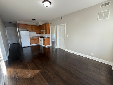 6626 Cermak Rd unit 1F, Berwyn, IL 60402 - photo 4