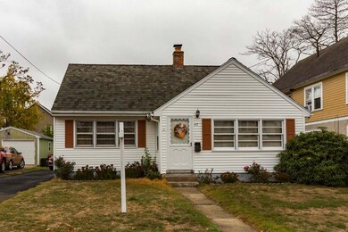 47 Shawmut St, Springfield, MA 01108 - photo 2