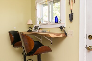 26 Oak St, Burlington, VT 05401 - photo 6