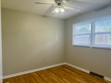 1622 Oak Ln unit 2, Sycamore, IL 60178 - photo 5