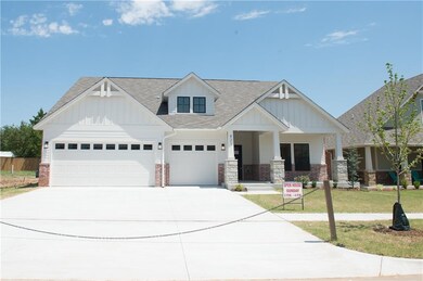 821 NE 21st St, Moore, OK 73160 - photo 5