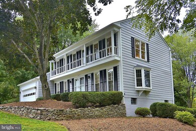 1021 Riva Ridge Dr, Great Falls, VA 22066 - photo 3