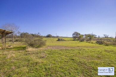 117 Grant Ct, San Marcos, TX 78666 - photo 2